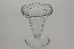 Udlejning af portionsglas, kegleformet,  10 cm, hjde 12 cm - 40903 Alt til festen - Aamand Udlejningscenter.