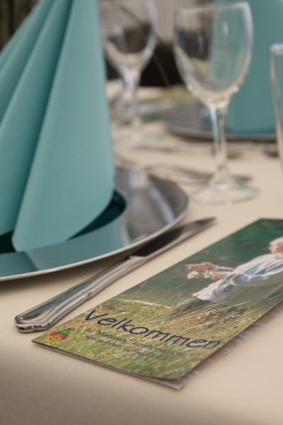 Telt til 50 personer klar til fest