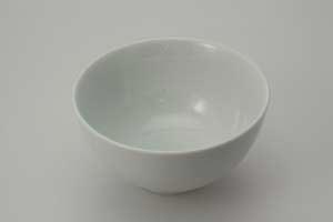 Udlejning af skl i hvid porceln,  15 cm, hjde 7 cm - 11101 Alt til festen - Aamand Udlejningscenter.