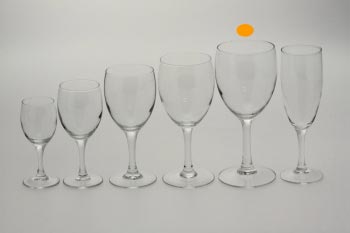 Serviceudlejning og  festudlejning af rdvin, 31 cl, elegance, 17,9 cm - 40120 Alt til festen - Aamand Udlejningscenter.