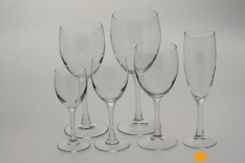 Udlejning af champagne, princesa, 15 cl, 19.5 cm - 40410 Alt til festen - Aamand Udlejningscenter.