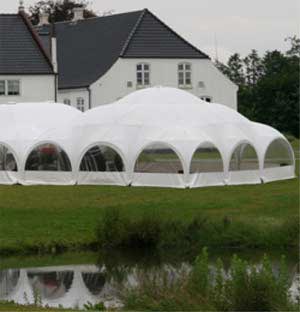 Multipavillon udlejning af 9x9 m telt, multi pavillon uden gulv. - 101004  Aamand Udlejningscenter.