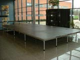  Udlejning scenemodul, 1x2 m, 60 cm hj - Aamand Udlejningscenter.